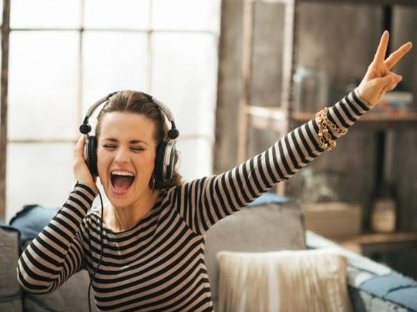 Nằm mơ thấy ca hát nên chọn lô con gì giúp bạn trúng lớn 2